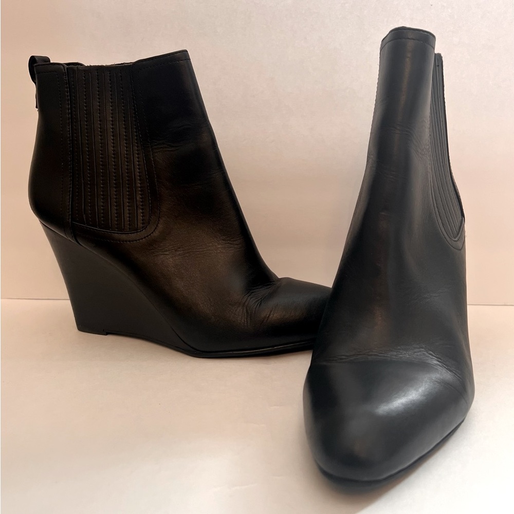 Sam Edelman Gillian Wedge Booties